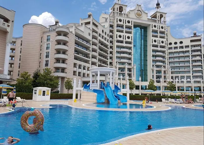 Muekemmel Tatil Yeri